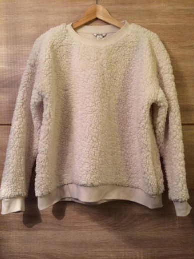 WWA_dec17_Monki_sweater